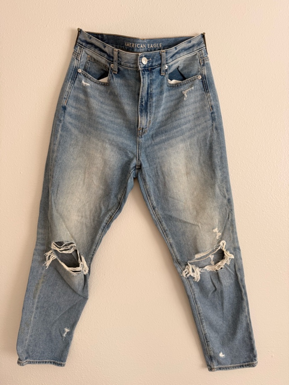 American Eagle Outfitters Relaxed Light Blue Distressed Jeans